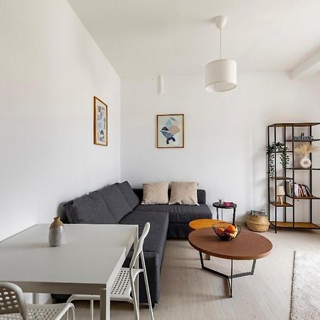 2 Bedroom Luxury Apartment テッサロニキ エクステリア 写真